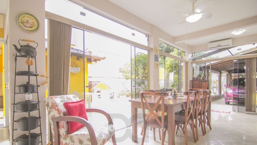 Casa para Venda - 252m², 3 dormitórios, sendo 1 suites, 3 vagas - Parque Santa Fé — foto 23