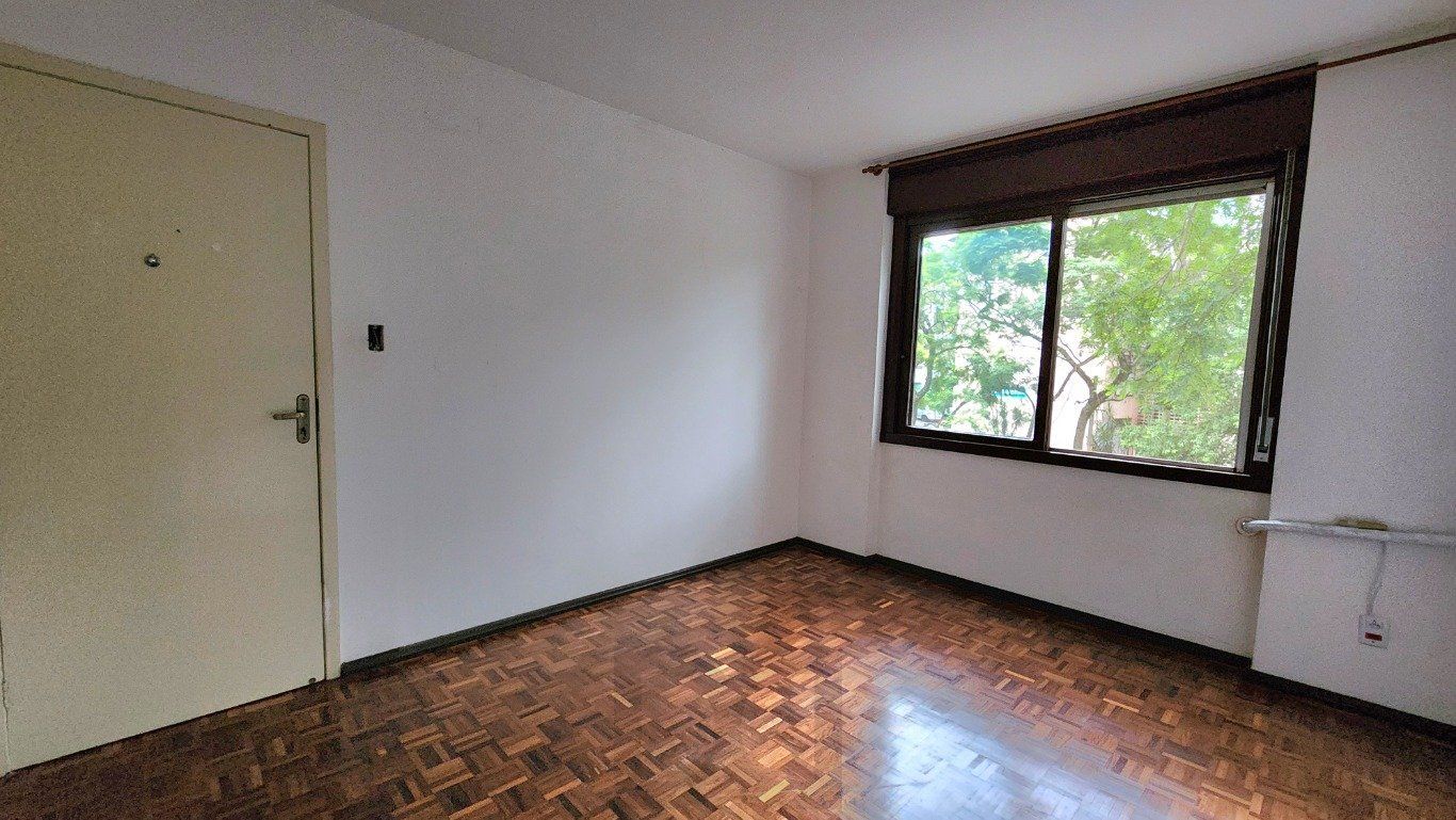 Apartamento com 2 Quartos e 1 banheiro à Venda, 67 m² no bairro Cavalhada — foto 11