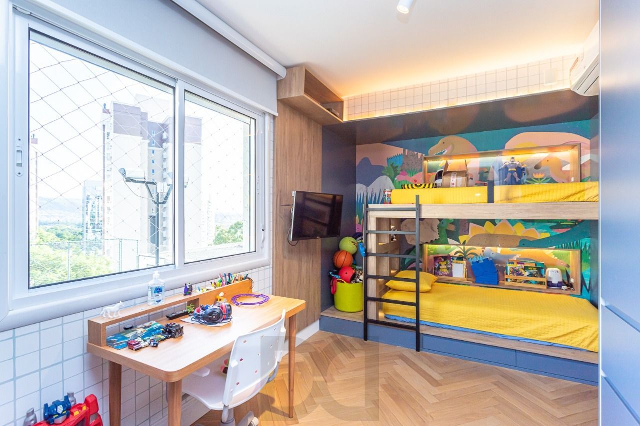 Apartamento com 3 suítes e 161m² à venda em Petrópolis, Porto Alegre. — foto 19