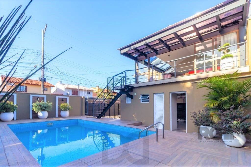 Casa de 380m², bairro Guarujá — foto 4