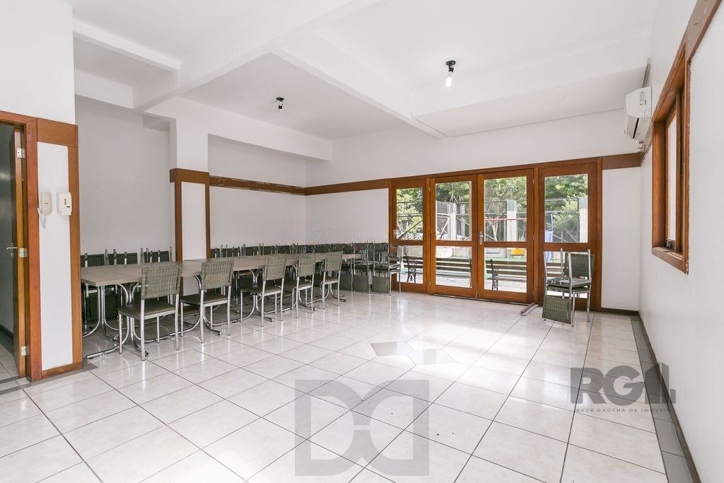 Apartamento 59m² - 2 dormitórios e 1 vaga no bairro Cavalhada — foto 18