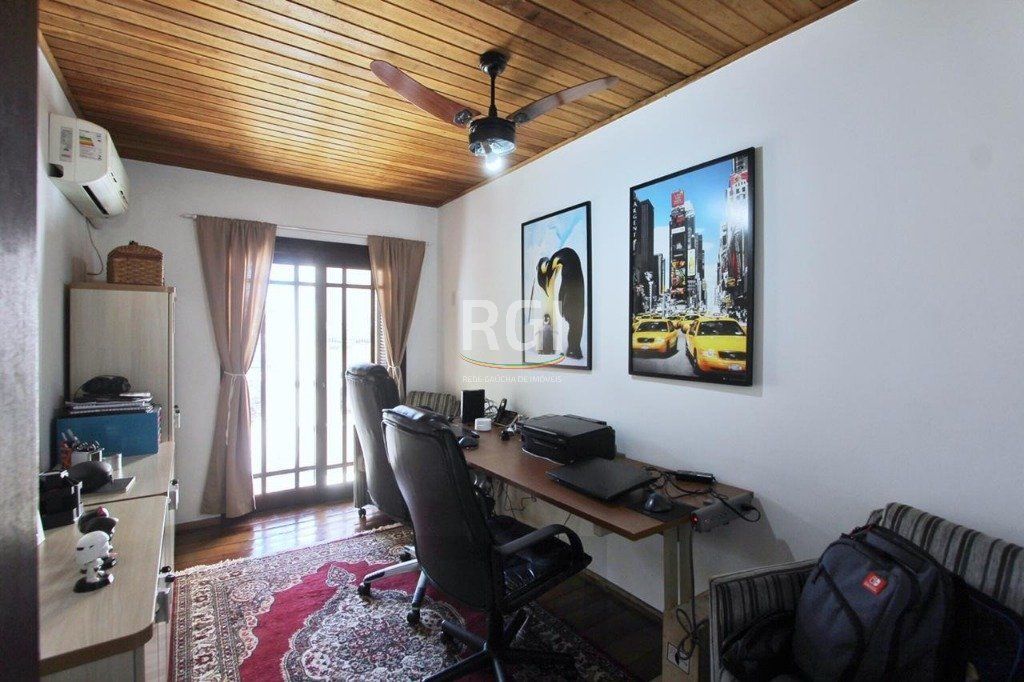 Casa para Venda - 260m², 5 dormitórios, sendo 2 suites, 4 vagas - Teresópolis — foto 11