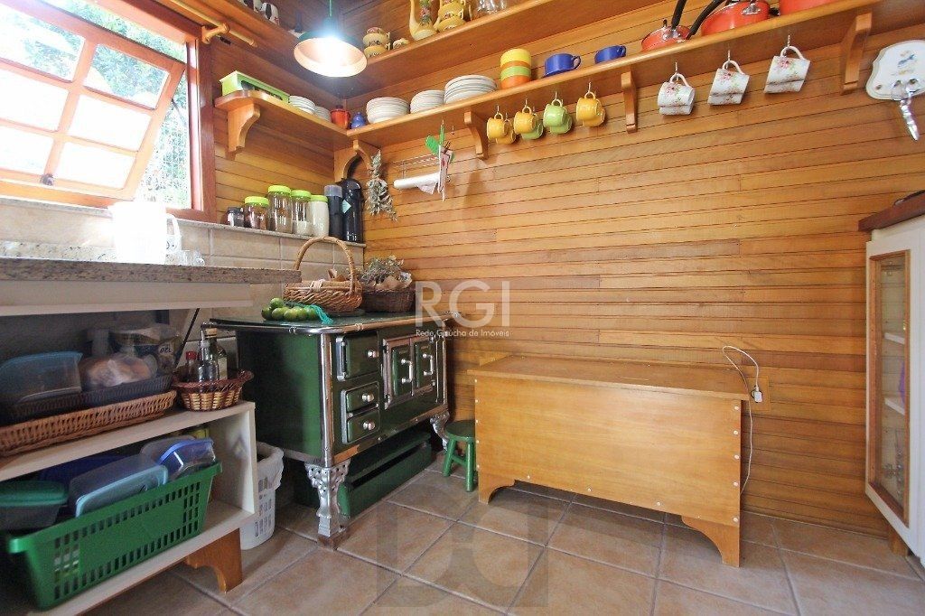 Casa para Venda - 205m², 2 dormitórios, sendo 1 suites, 4 vagas - Cristal — foto 14