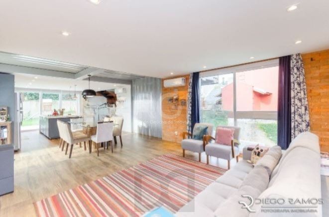 Casa para Venda - 315m², 3 dormitórios, sendo 1 suites, 2 vagas - Teresópolis — foto 8