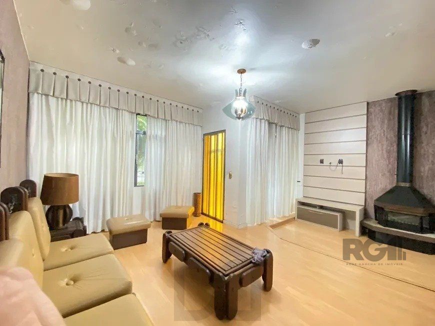 Casa de 2 dormitórios no bairro Sarandi — foto 1