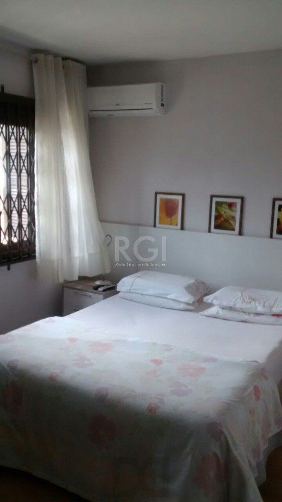 Casa para Venda - 316m², 3 dormitórios, sendo 1 suites, 2 vagas - Cavalhada — foto 7