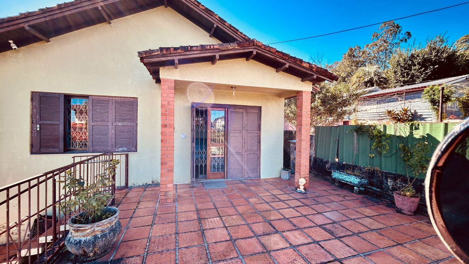 Casa com 2 dormitórios e edícula nos fundos no Bairro Nonoai — foto 15
