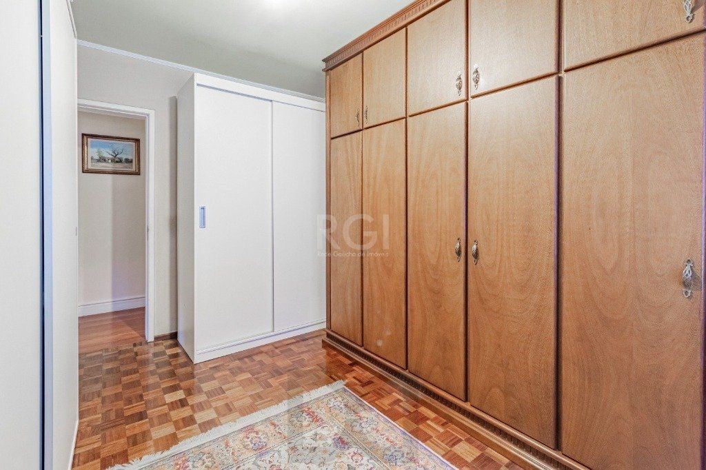 Casa de 3 dormitórios e 4 vagas de garagem no bairro Jardim Itu — foto 21