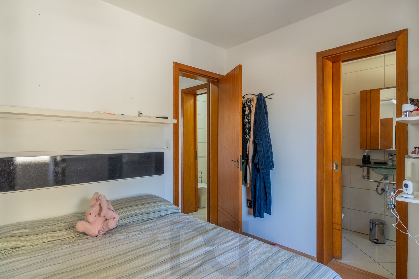 Casa em condomínio de 105m² - 2 dormitórios e 1 vaga no bairro Guarujá — foto 11