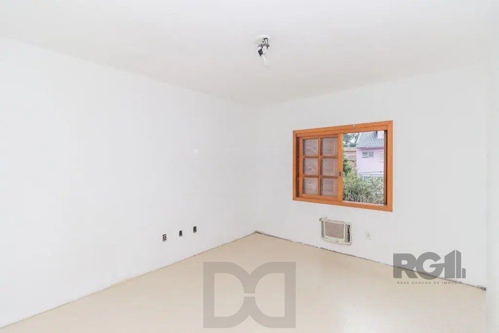 Casa com 3 dormitórios no bairro Jardim Itu — foto 12