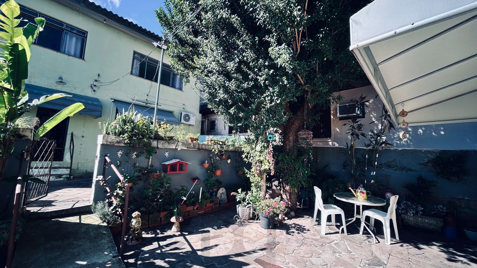 Casa com 2 dormitórios e edícula nos fundos no Bairro Nonoai — foto 29