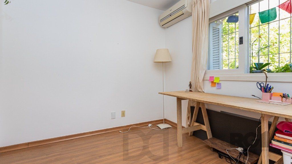 Casa em condomínio de 109m² - 3 dormitórios, 1 suíte e 1 vaga no bairro Teresópolis — foto 21