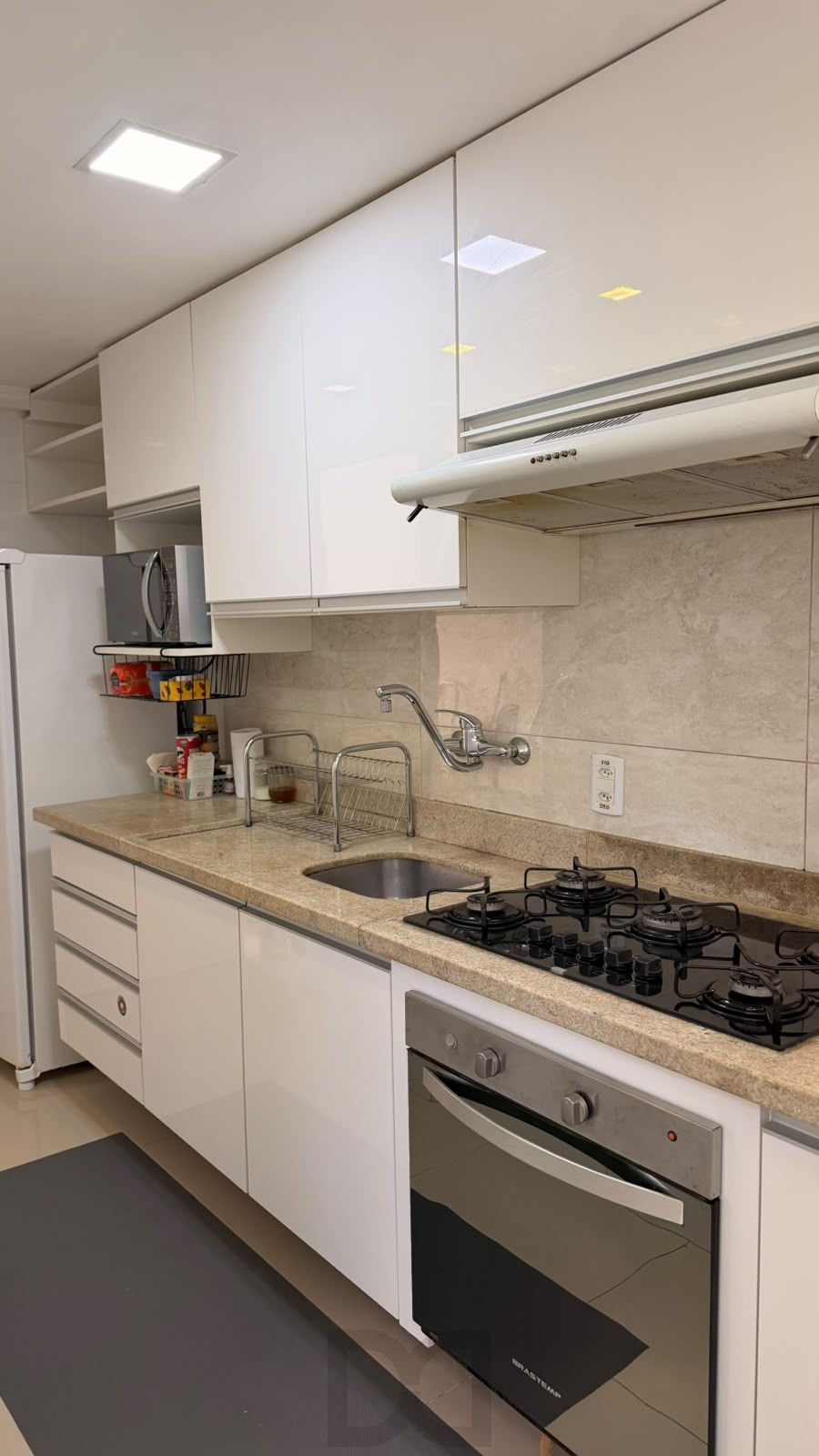 Oportunidade, apartamento de 2 dormitórios totalmente mobiliado — foto 6