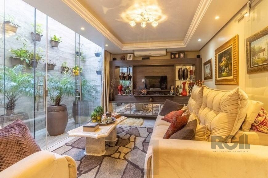 Casa 280m² - 3 dormitórios, 1 suíte, 2 vagas no bairro Jardim Itú — foto 3