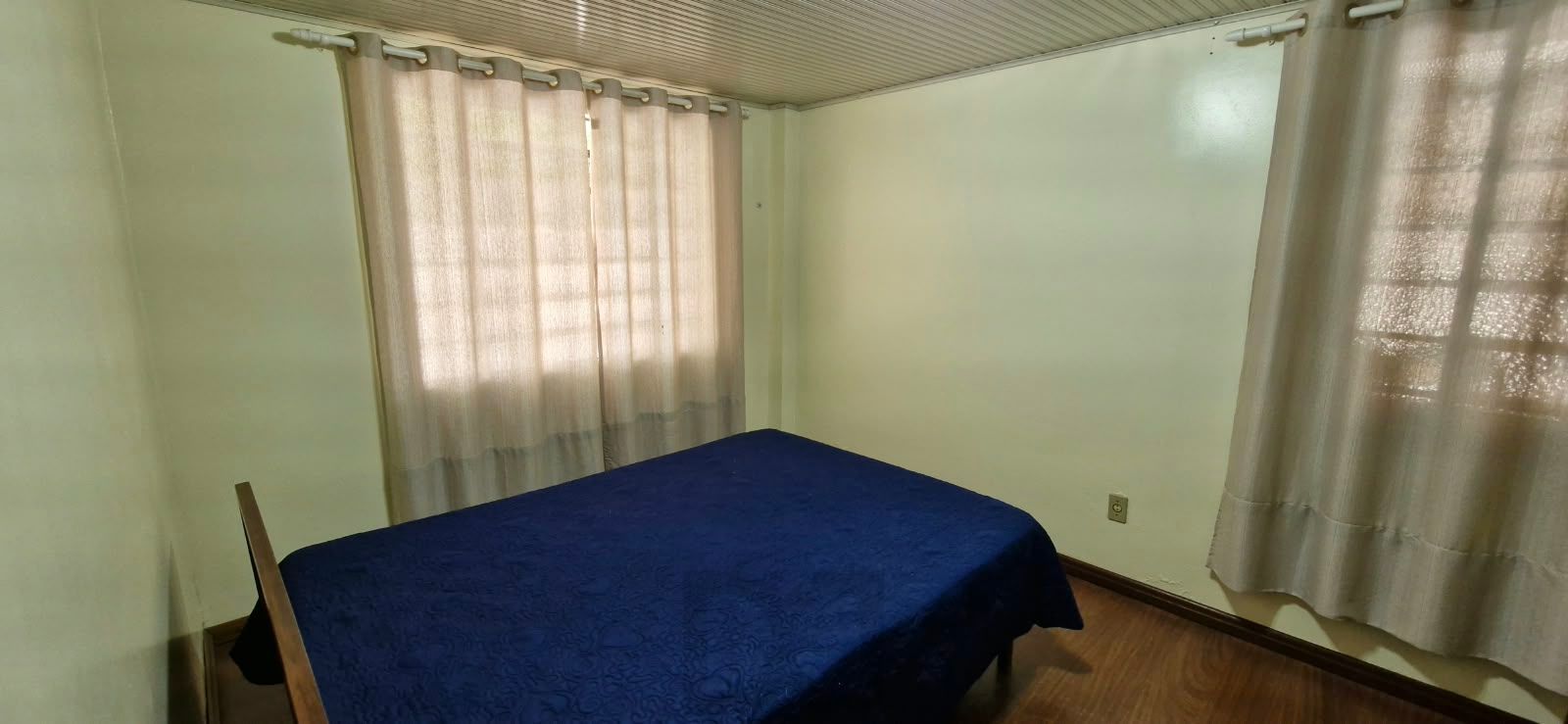 2 Casas no mesmo terreno, 2 dormitórios cada, 2 garagem, ensolarada, rua calma e arborizada — foto 7