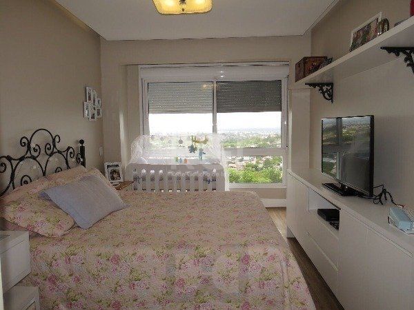 EXCELENTE CASA COM 3 DORMITÓRIOS, 1 SUÍTE E VAGA DE GARAGEM PARA 3 CARROS. — foto 9