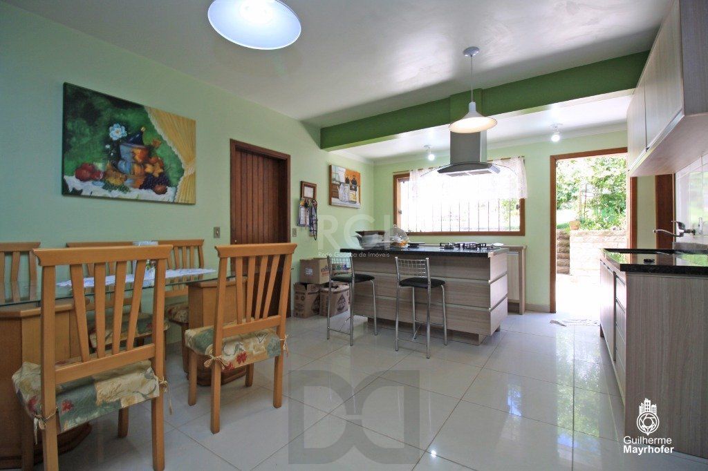 Casa para Venda - 240m², 4 dormitórios, sendo 3 suites, 6 vagas - Jardim Sabará — foto 4