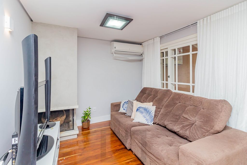Casa de 3 dormitórios à venda no Bairro Serraria - Porto Alegre — foto 2