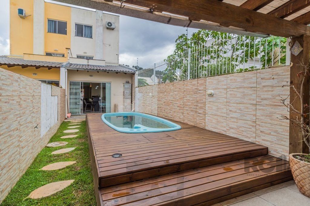 Casa de 3 dormitórios no bairro Guarujá — foto 23