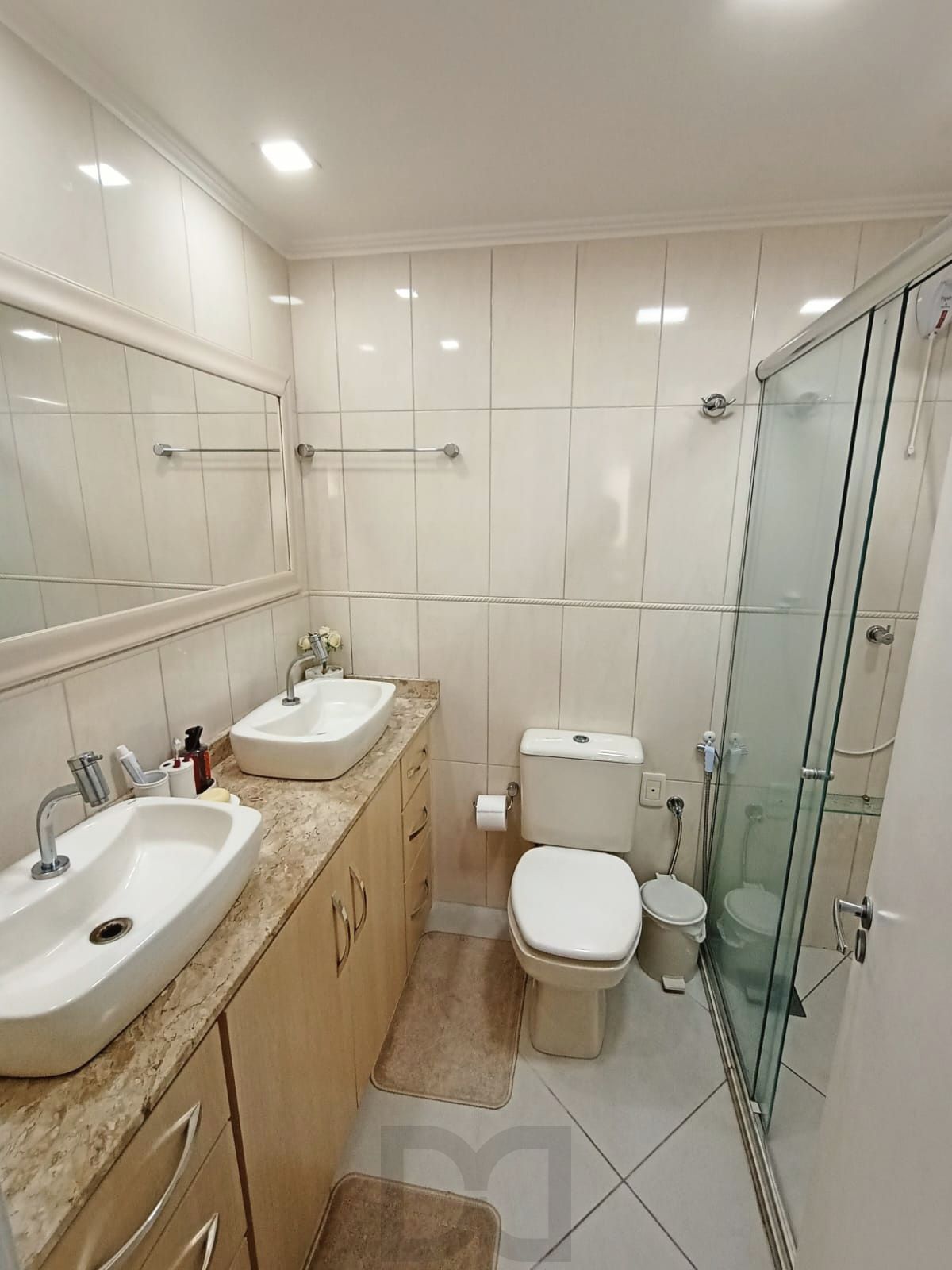 Apartamento com 2 quartos e 69m² à venda em Jardim Planalto, Porto Alegre. — foto 16