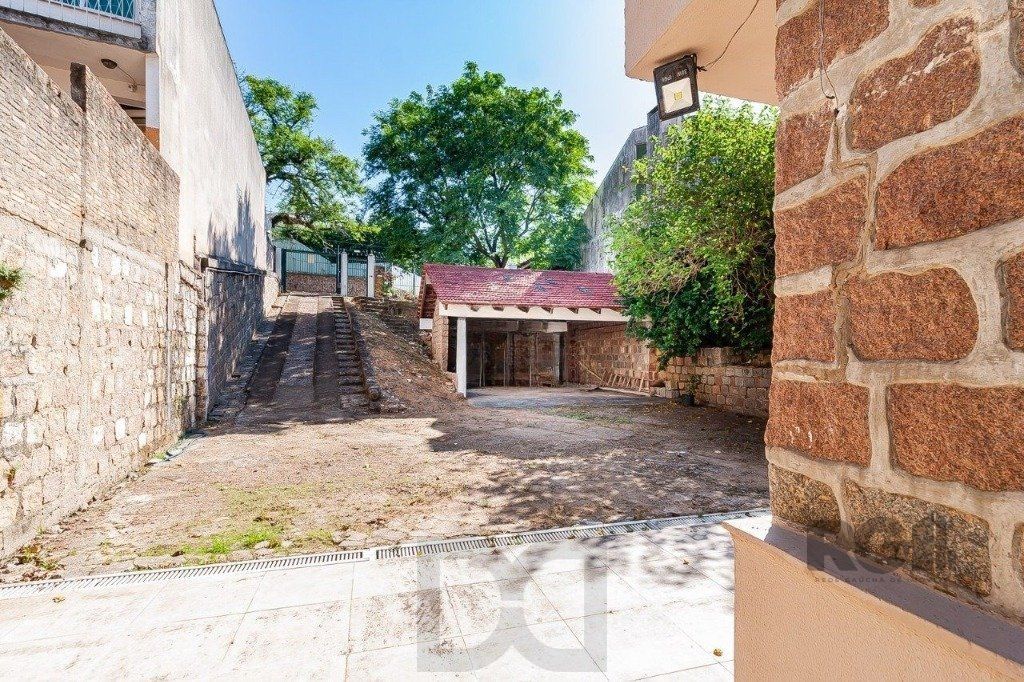 Terreno a venda no bairro três figueiras — foto 1