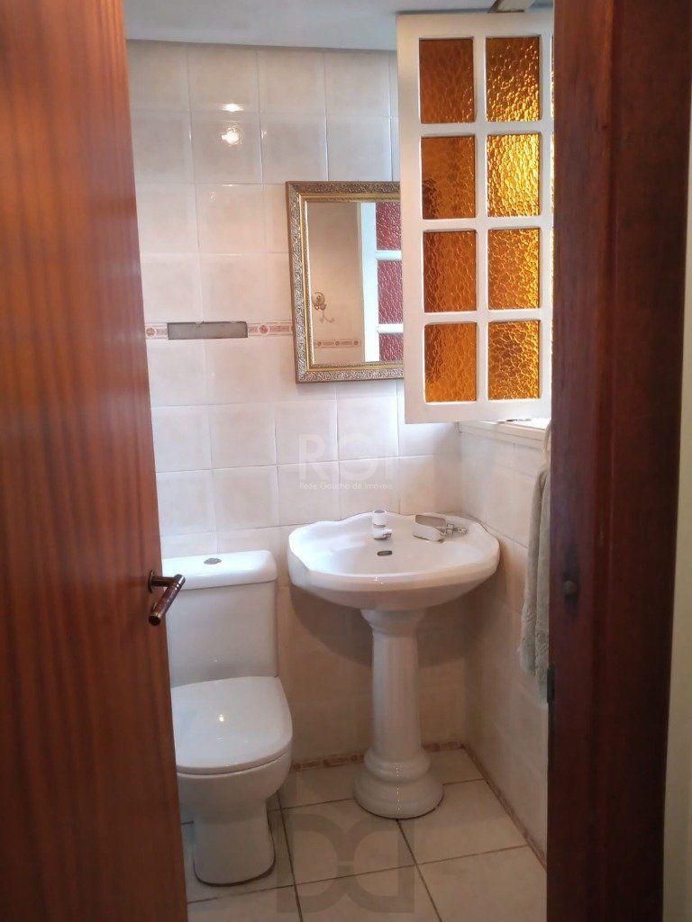 Casa para Venda - 256.87m², 3 dormitórios, sendo 1 suites, 2 vagas - Teresópolis — foto 22