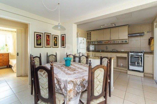 Casa para Venda - 227m², 3 dormitórios, sendo 1 suites, 4 vagas - Azenha — foto 12