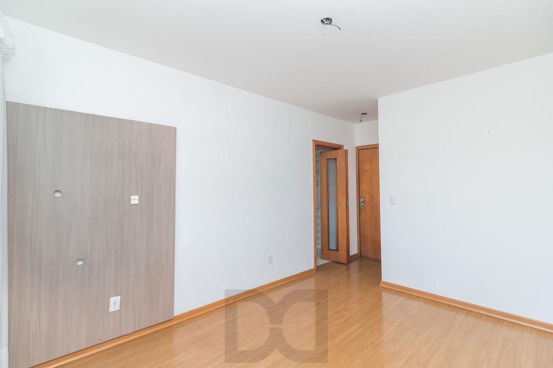 Apartamento de 2 dormitorios à venda no Bairro Vila Jardim - Porto Alegre — foto 3