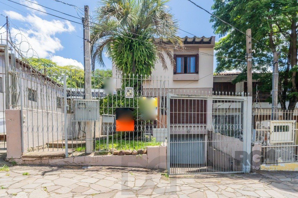 Casa com 4 dormitórios no bairro Gloria — foto 44
