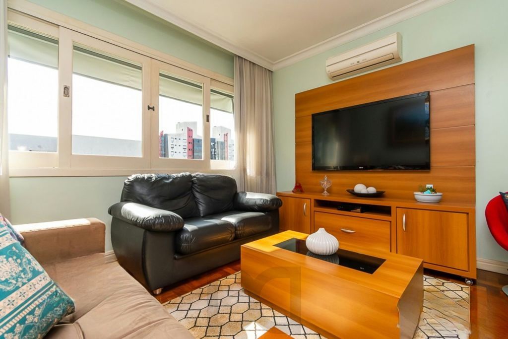 Apartamento de 3 dormitorios à venda em Menino Deus - Porto Alegre — foto 2