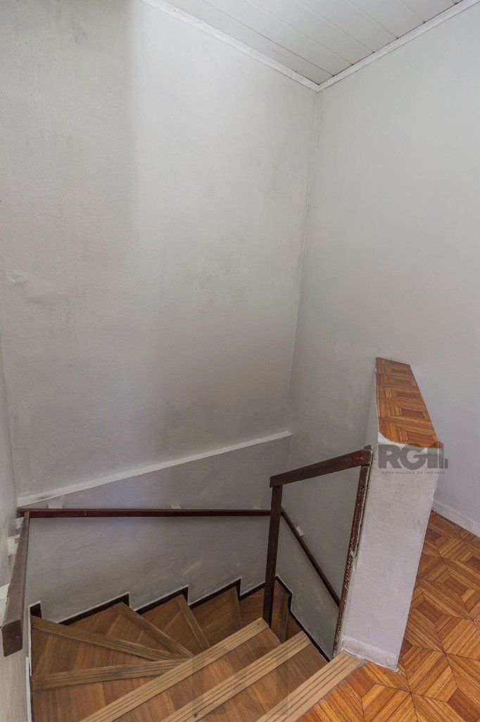 Casa de 5 dormitórios no bairro Sarandi — foto 46