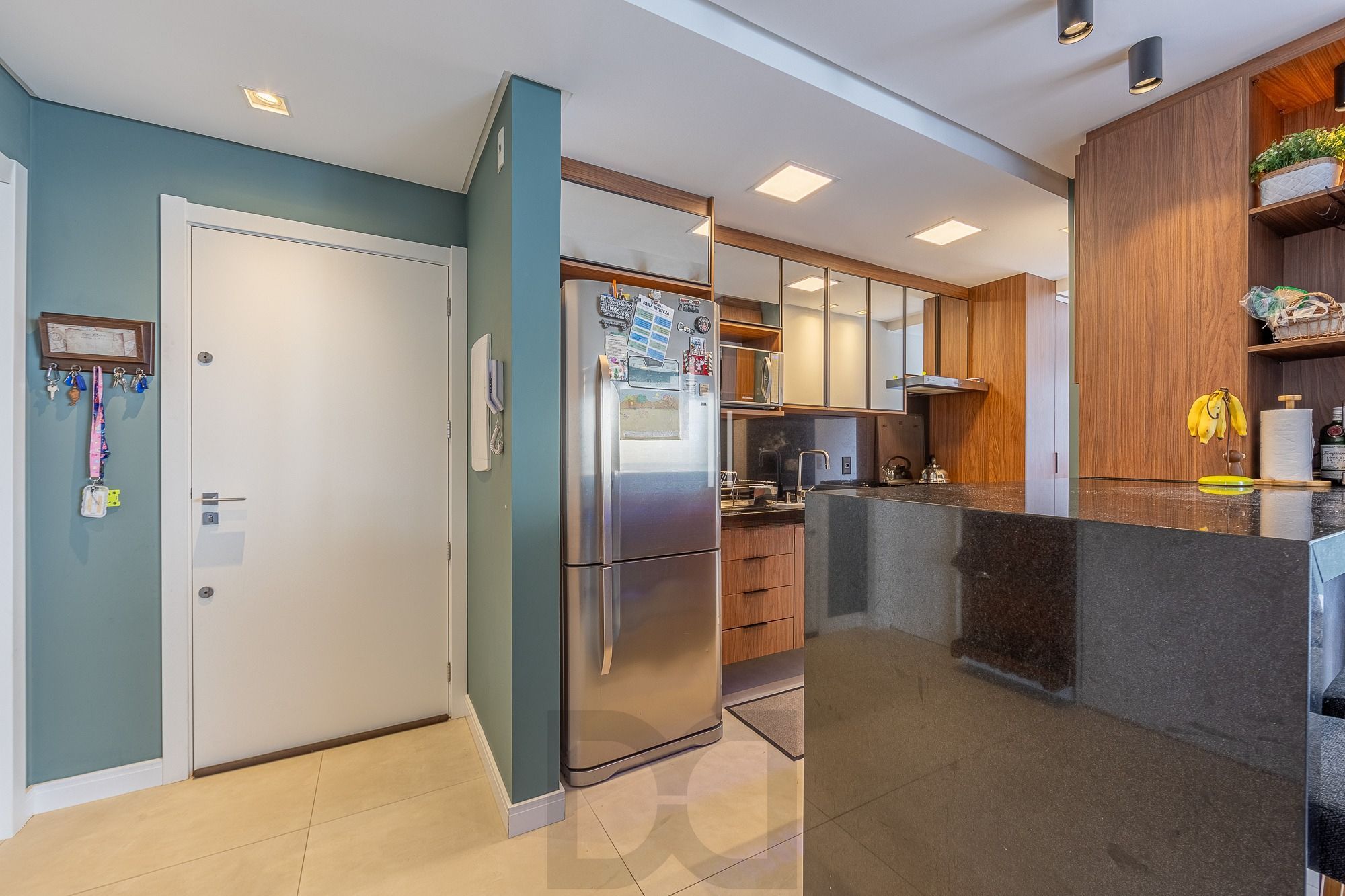Apartamento Garden de 3 dormitórios no bairro Menino Deus - Porto Alegre. — foto 11
