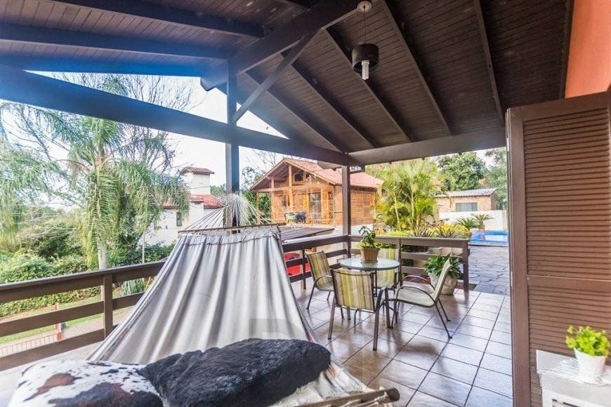CASA DE 2 DORMITÓRIOS, PISCINA, CHURRASQUEIRA E 2 VAGAS DE GARAGEM NO BAIRRO HÍPICA — foto 6