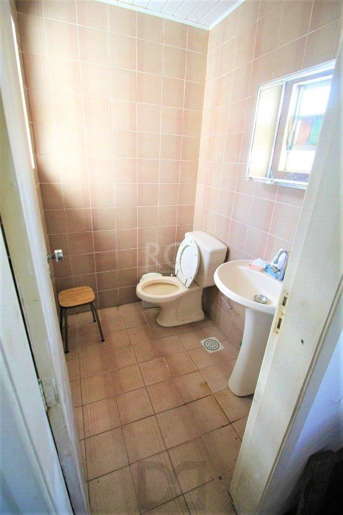 Casa para Venda - 287m², 3 dormitórios, sendo 2 suites, 4 vagas - Nonoai — foto 24