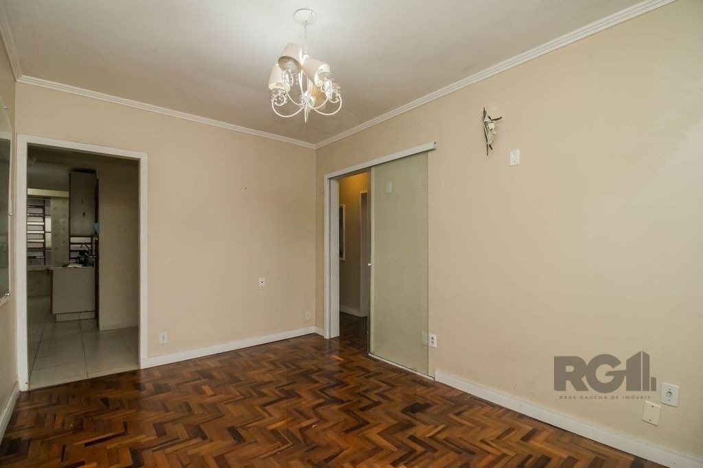 Excelente casa de 389,53m² com 8 dormitórios e 3 vagas. — foto 4