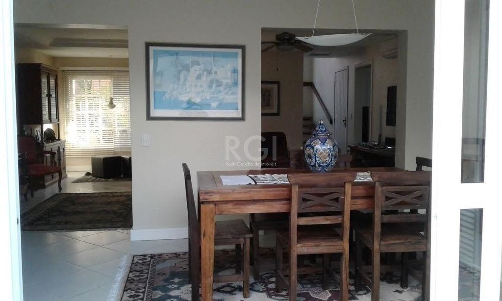Excelente casa em condominío de 350m² com 03 dormitórios sendo 02 suítes. — foto 8