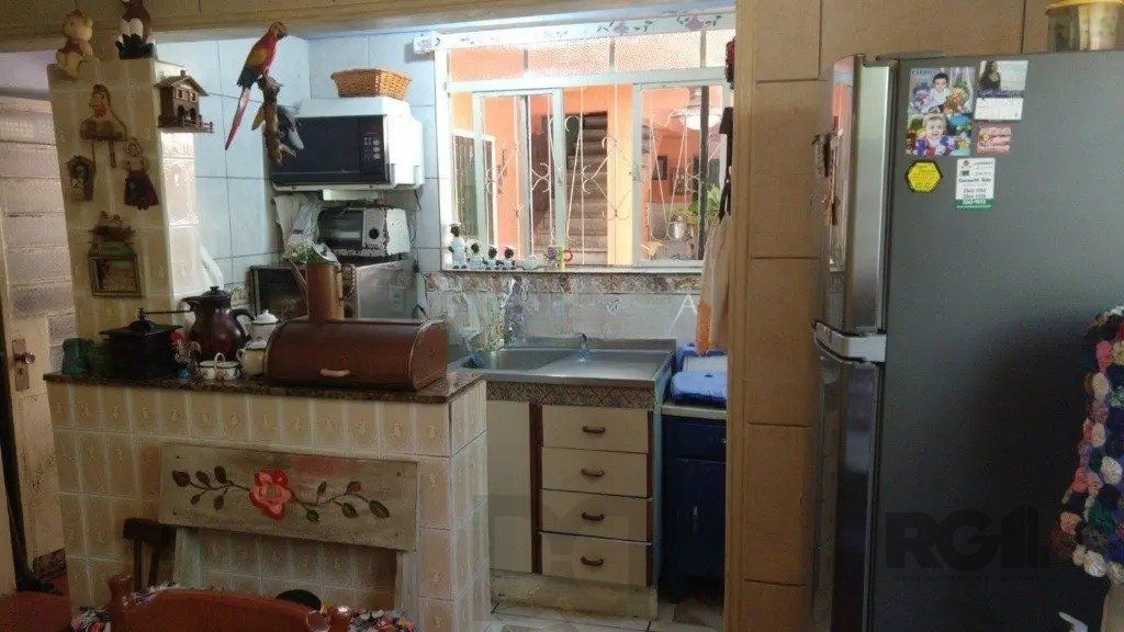 Casa com 3 dormitórios no bairro Sarandi — foto 10