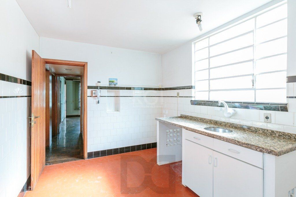 Casa 3 Dormitório(s) Bairro Teresópolis — foto 33