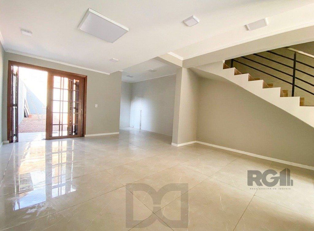 Casa de 3 dormitórios no bairro Mário Quintana — foto 7