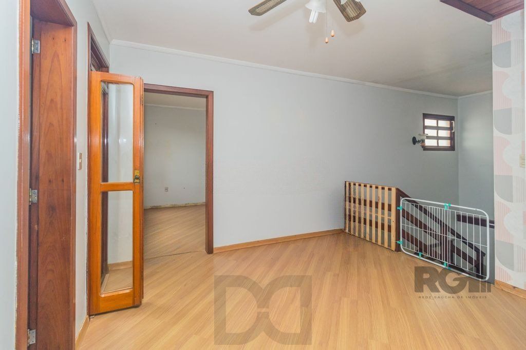 Casa com 240m², 3 dormitórios, 6 vagas no bairro Sarandi — foto 6