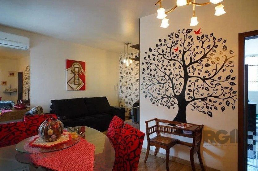 Apartamento 91m² - 3 dormitórios e 2 vagas no bairro Petrópolis — foto 2