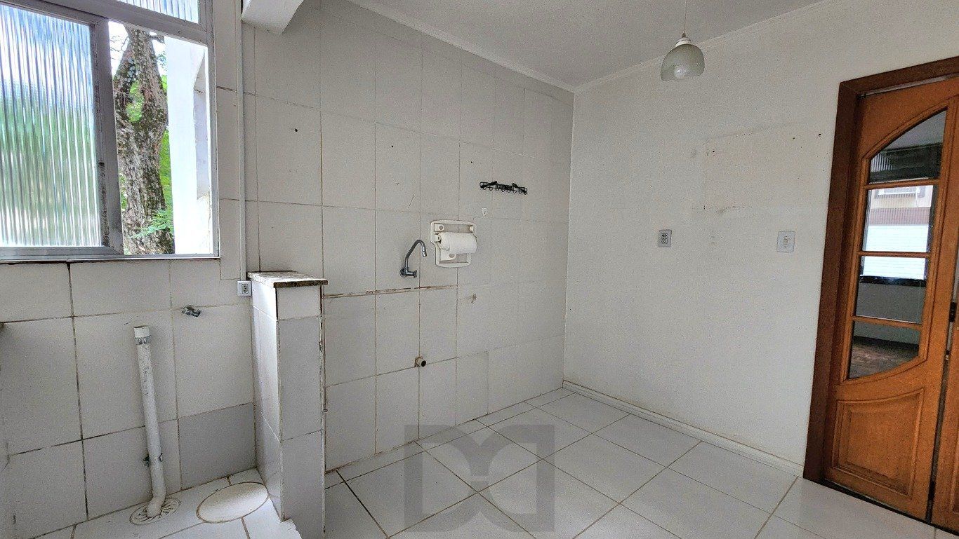 Apartamento com 2 Quartos e 1 banheiro à Venda, 67 m² no bairro Cavalhada — foto 3