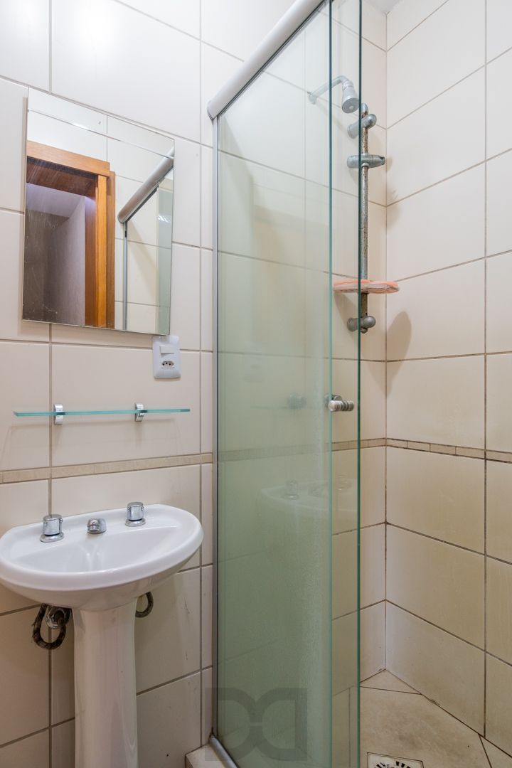 Casa em condomínio de 105m² - 2 dormitórios e 1 vaga no bairro Guarujá — foto 25