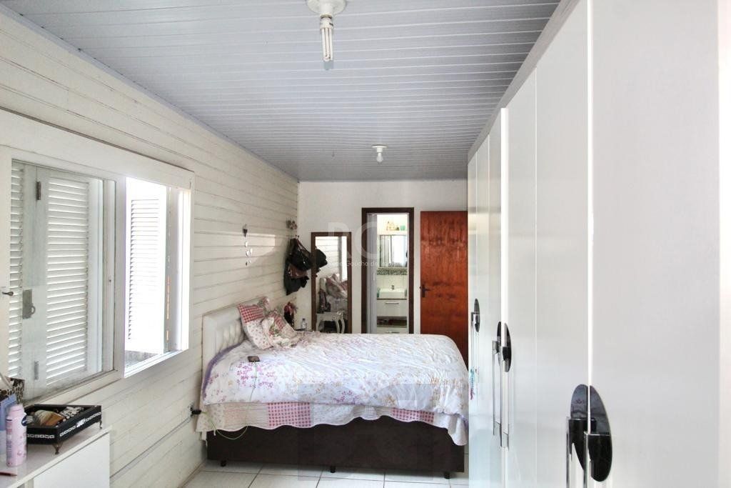 Casa para Venda - 90m², 5 dormitórios, sendo 1 suites, 5 vagas - Teresópolis — foto 25