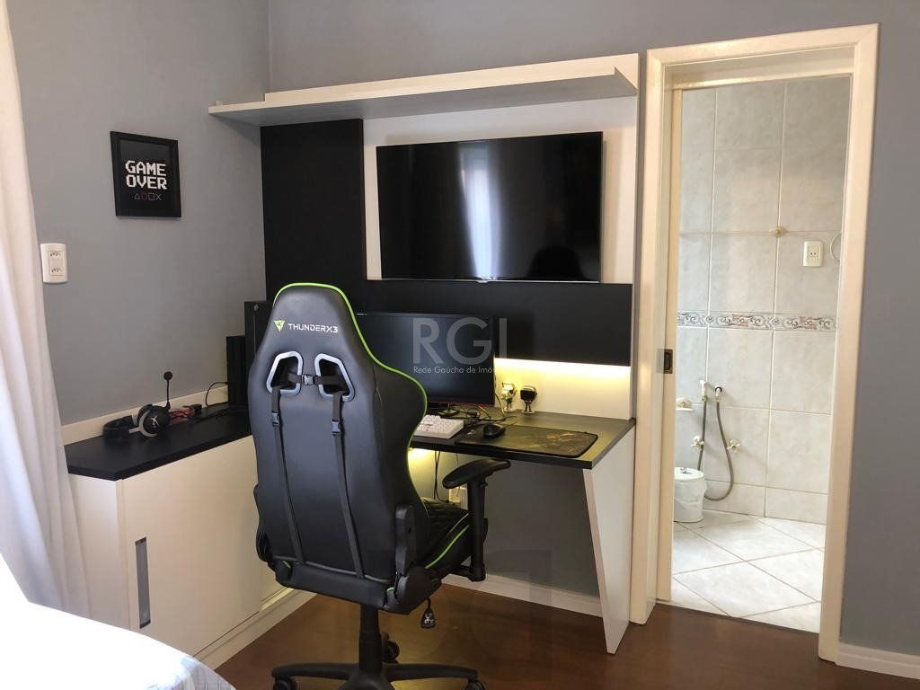 Casa à venda - 230m², 4 quartos, sendo 2 suítes, churrasqueira, piscina e 03 vagas de garagem — foto 22