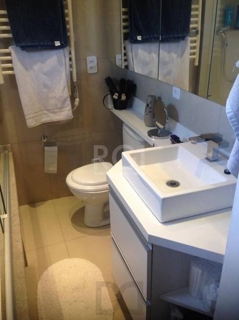 Casa para Venda - 130m², 3 dormitórios, sendo 2 suites, 6 vagas - Nonoai — foto 16