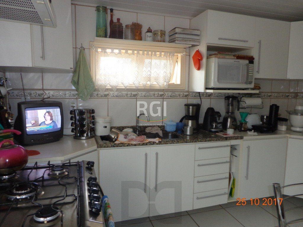 Casa para Venda - 380m², 2 dormitórios, sendo 1 suites, 1 vaga - Nonoai — foto 3