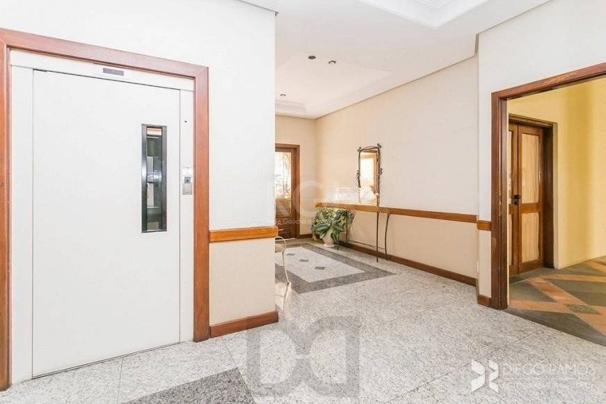 Apartamento com 2 Quartos e 1 banheiro à Venda, 72 m² no bairro Menino Deus — foto 19