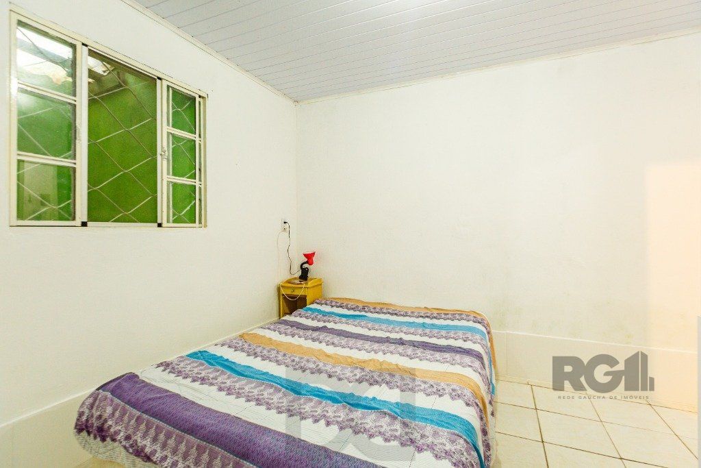 Casa de 4 Dormitório(s) Bairro Nonoai - Porto Alegre — foto 13