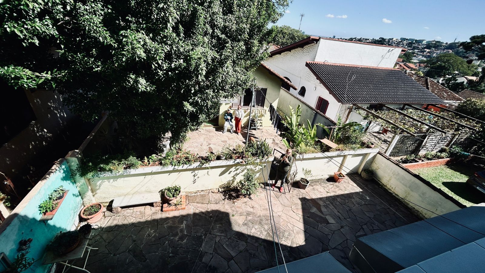 Casa com 2 dormitórios e edícula nos fundos no Bairro Nonoai — foto 8